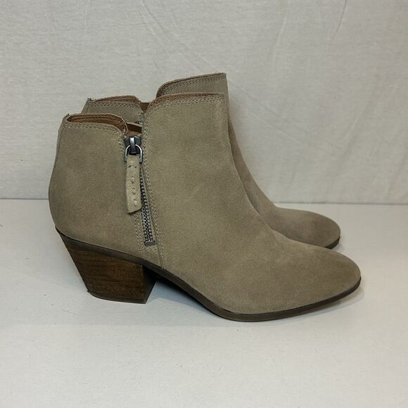 Frye & Co Suede Ankle Boots Ash Heel Booties Zipper Womens Size 6 - Picture 1 of 8